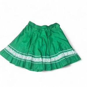 Vintage Green and white ruffled prairie style skirt size L (L3)